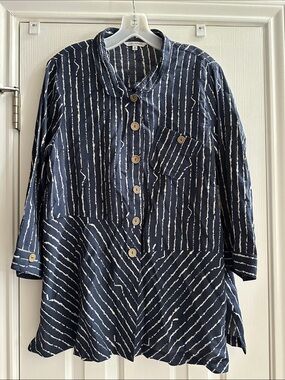 John Mark Navy White Striped Tunic NWT Women’s M Boho Chic Eclectic Casual Luxe